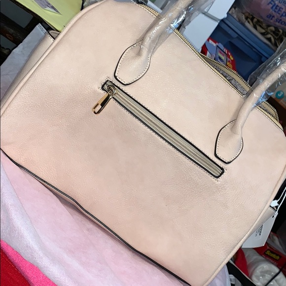 New purse - Picture 3 of 6